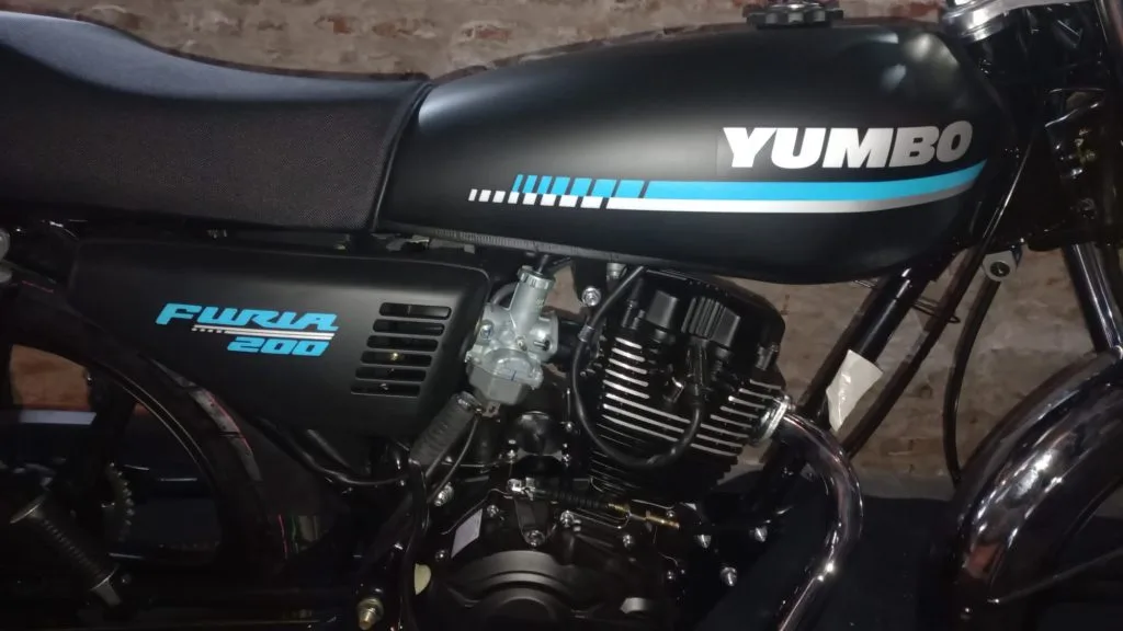 Yumbo Furia 200