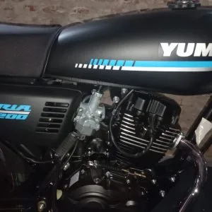 Yumbo Furia 200: imagen 13