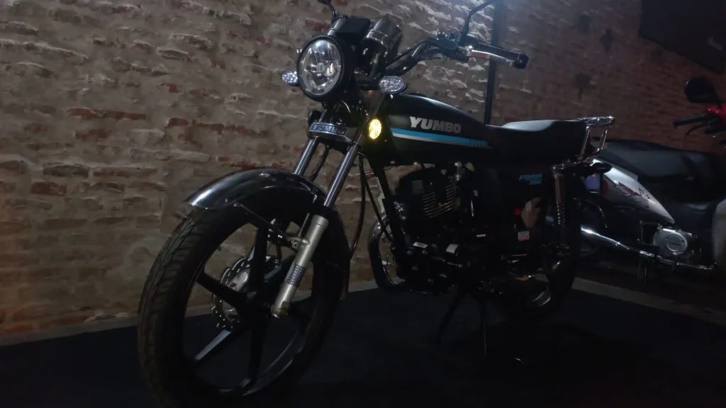 Yumbo Furia 200