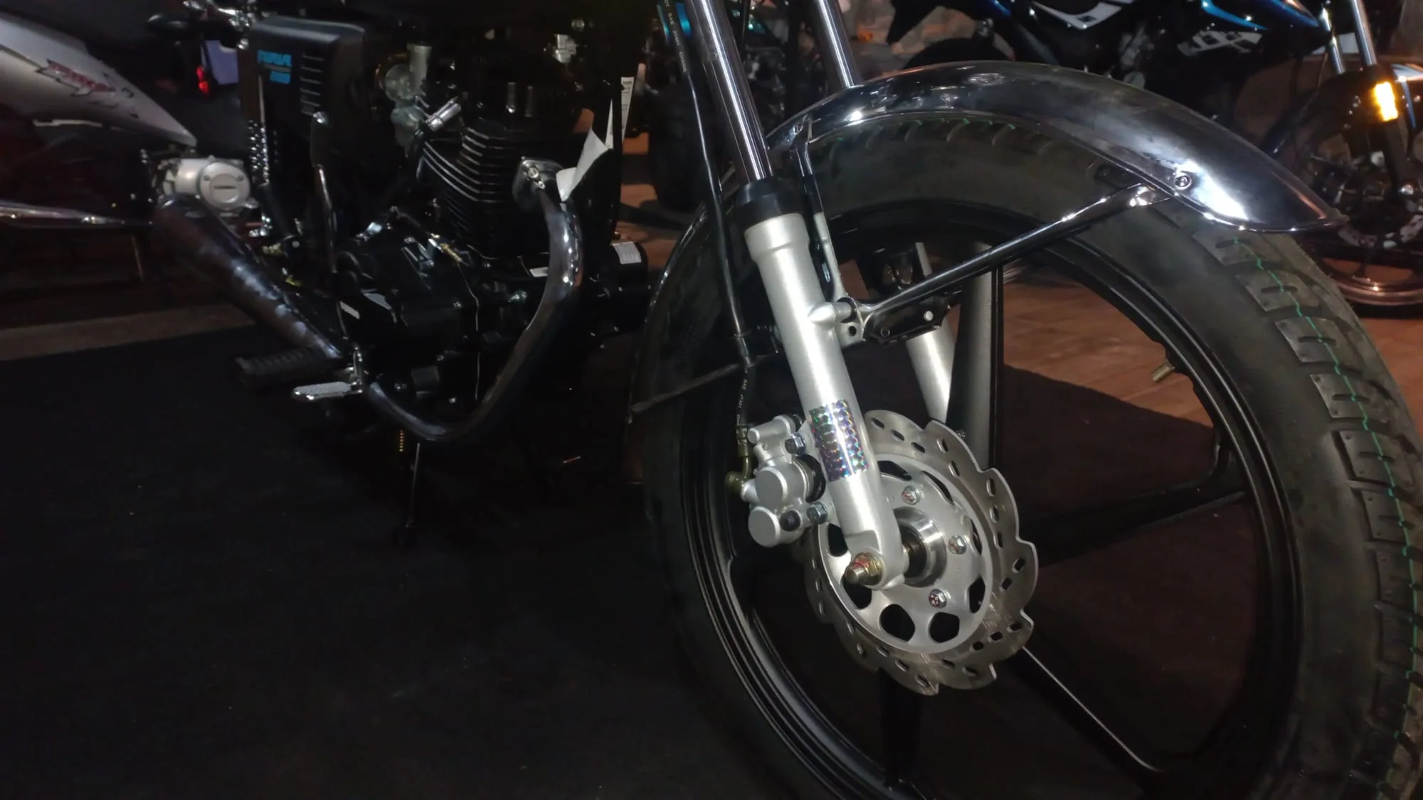Yumbo Furia 200: imagen 8