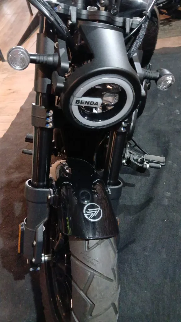 Keeway V302 Benda