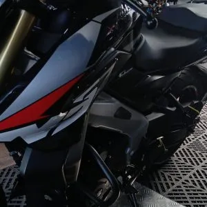 BAJAJ PULSAR NS 400: imagen 18