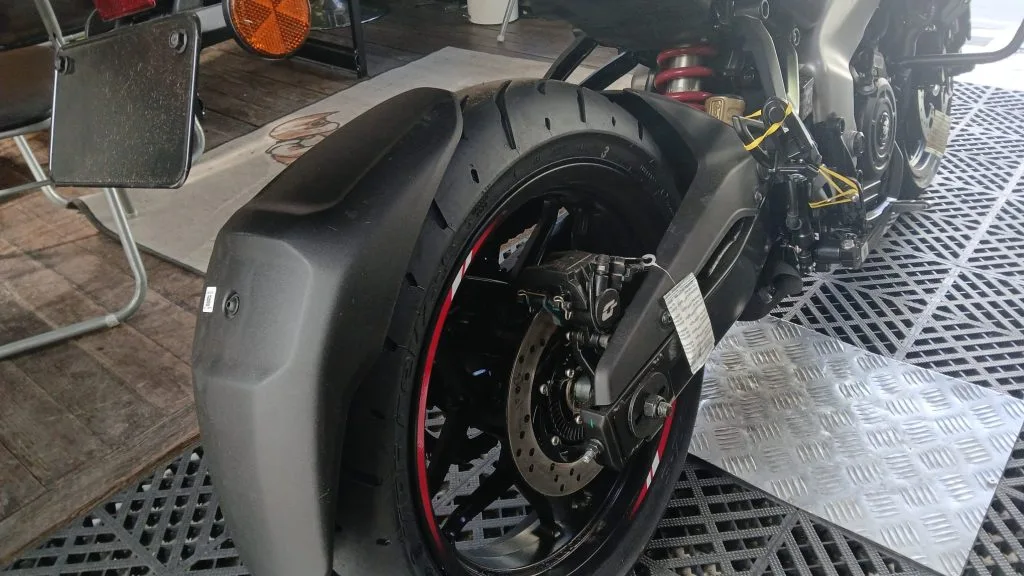 BAJAJ PULSAR NS 400