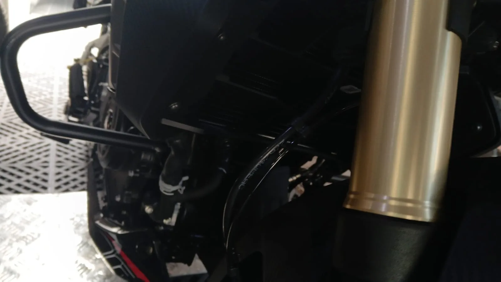 BAJAJ PULSAR NS 400: imagen 7