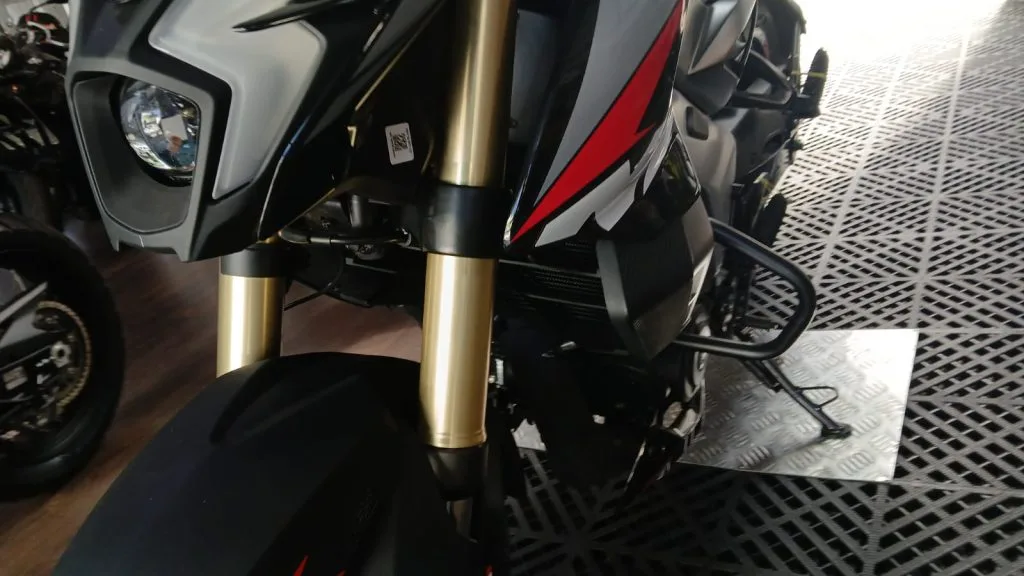 BAJAJ PULSAR NS 400