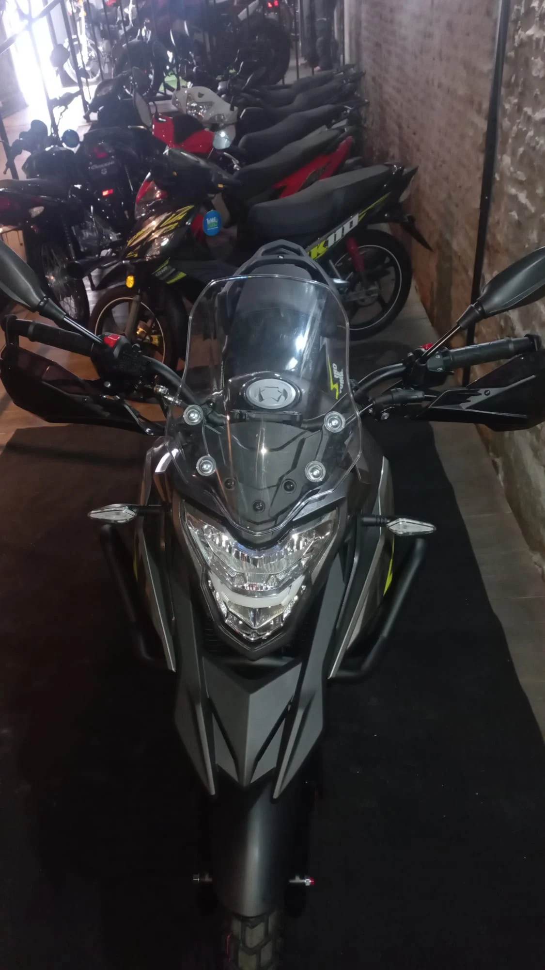 Yumbo DK 200 ADV: imagen 7