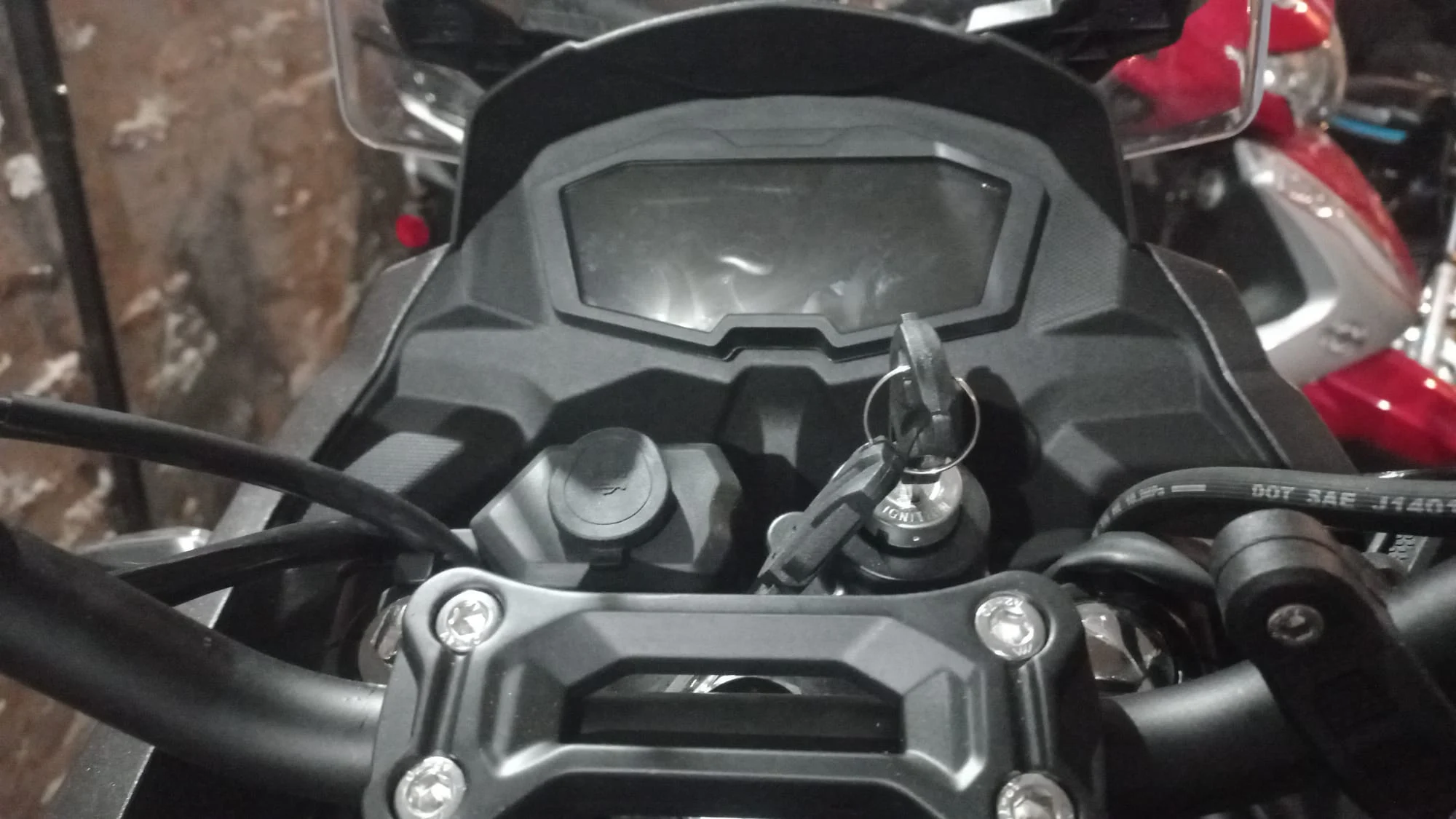 Yumbo DK 200 ADV: imagen 8
