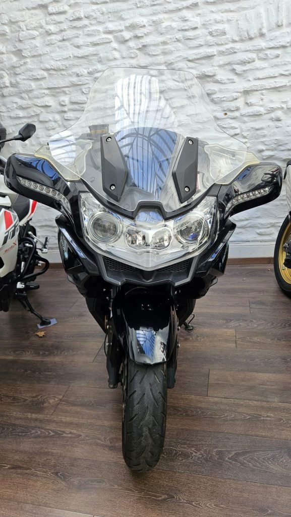 CF Moto TR 650