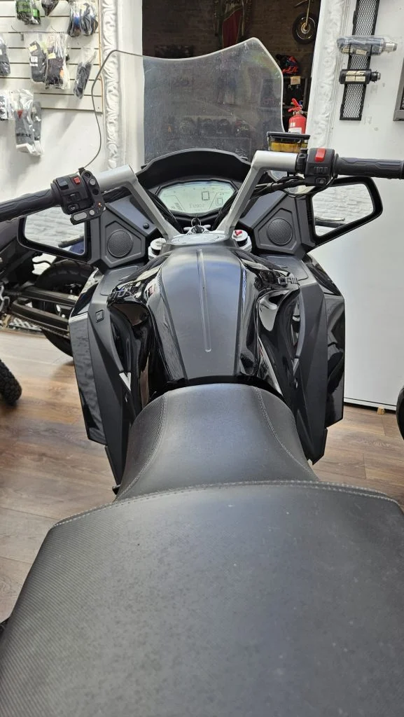 CF Moto TR 650