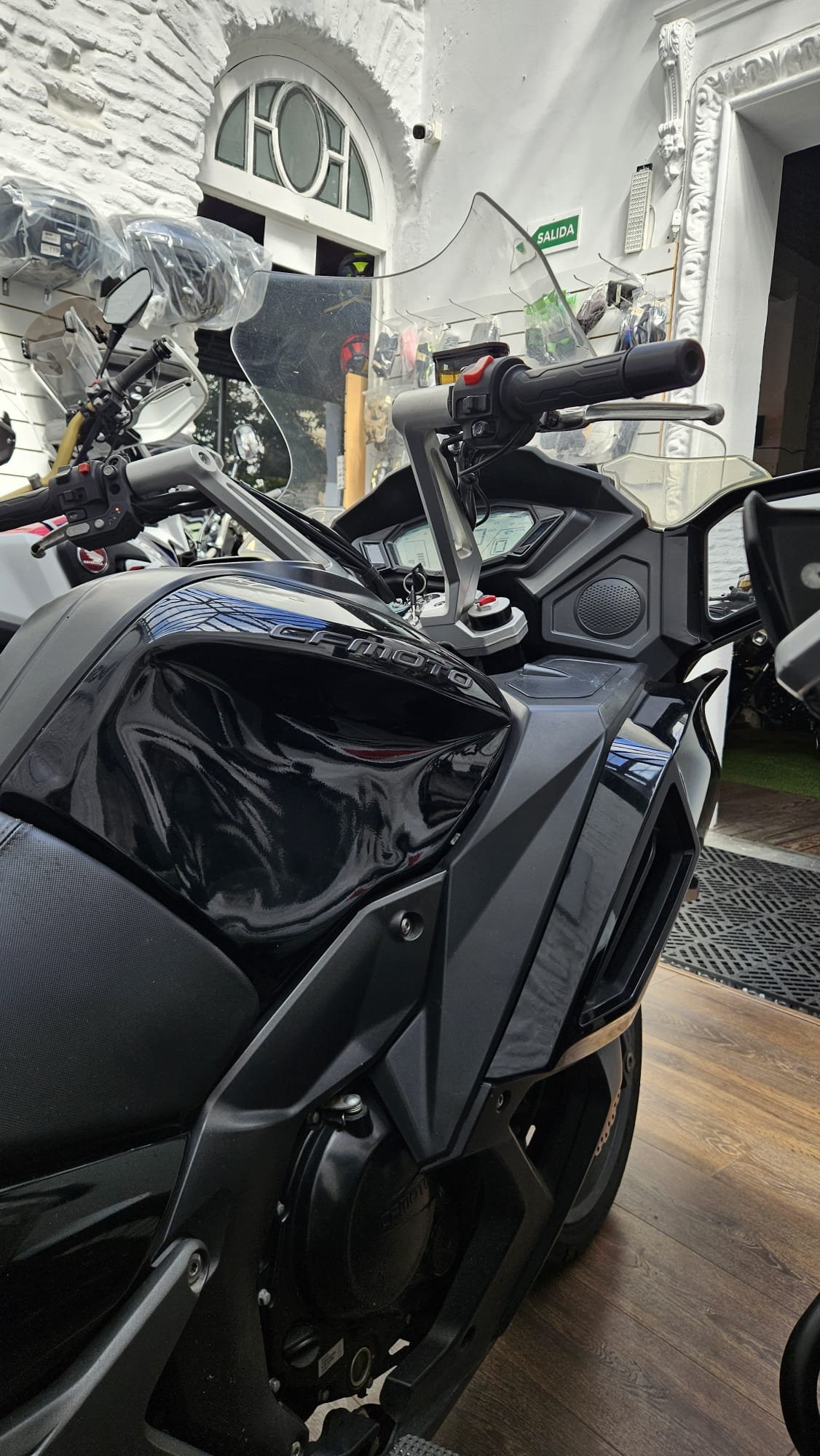 CF Moto TR 650: imagen 4