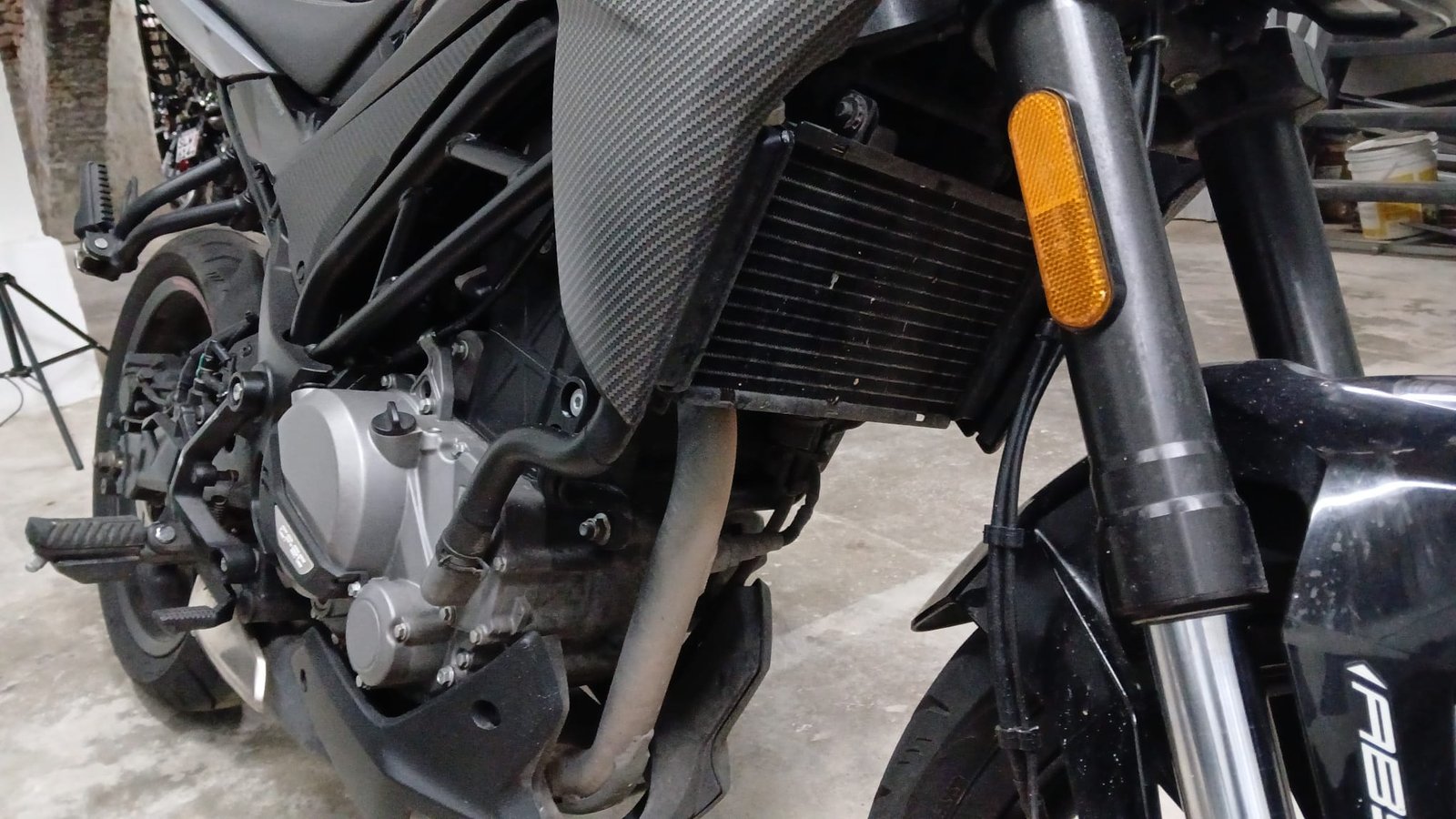 CFMOTO NK300: imagen 11