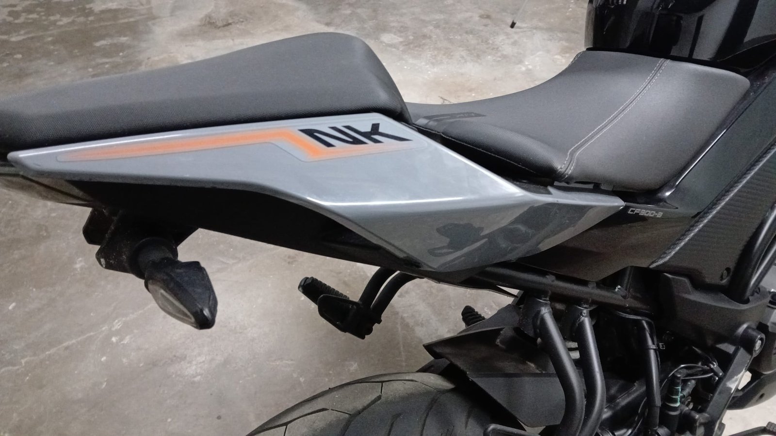 CFMOTO NK300: imagen 7