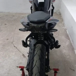 CFMOTO NK300: imagen 6