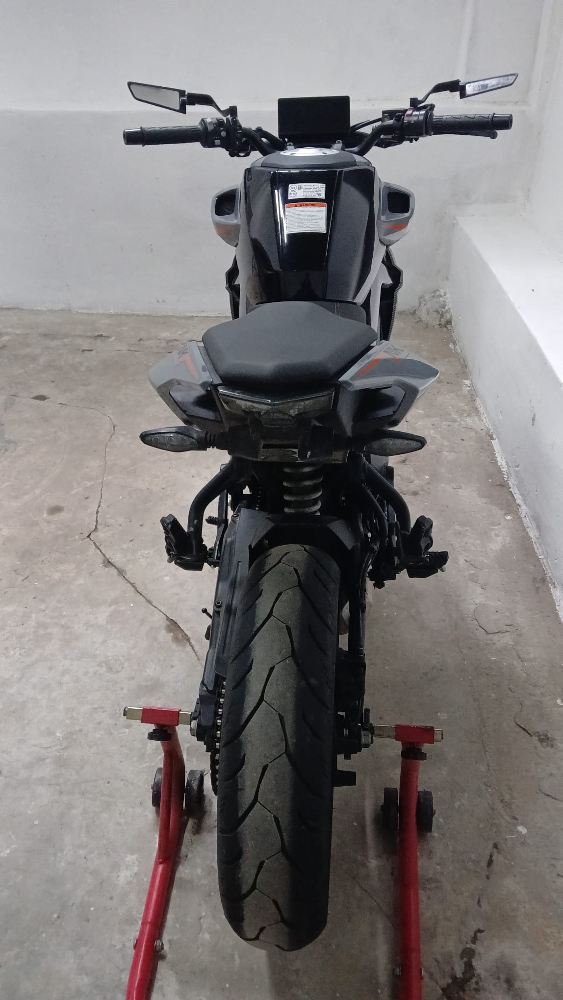 CFMOTO NK300: imagen 6