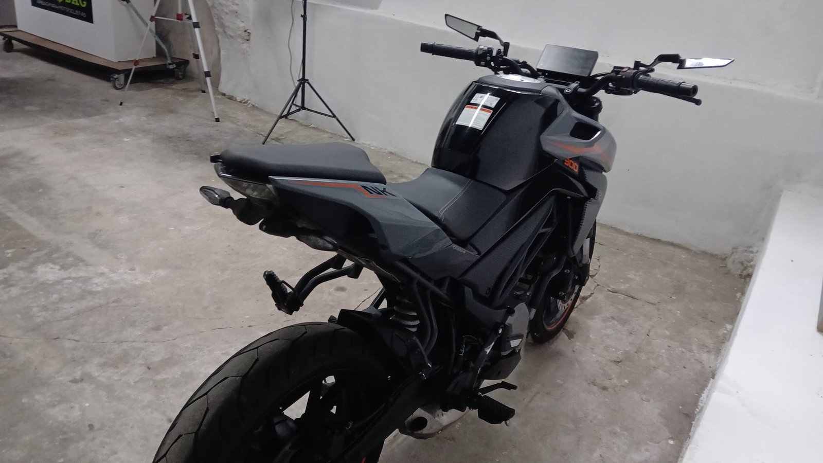 CFMOTO NK300: imagen 4